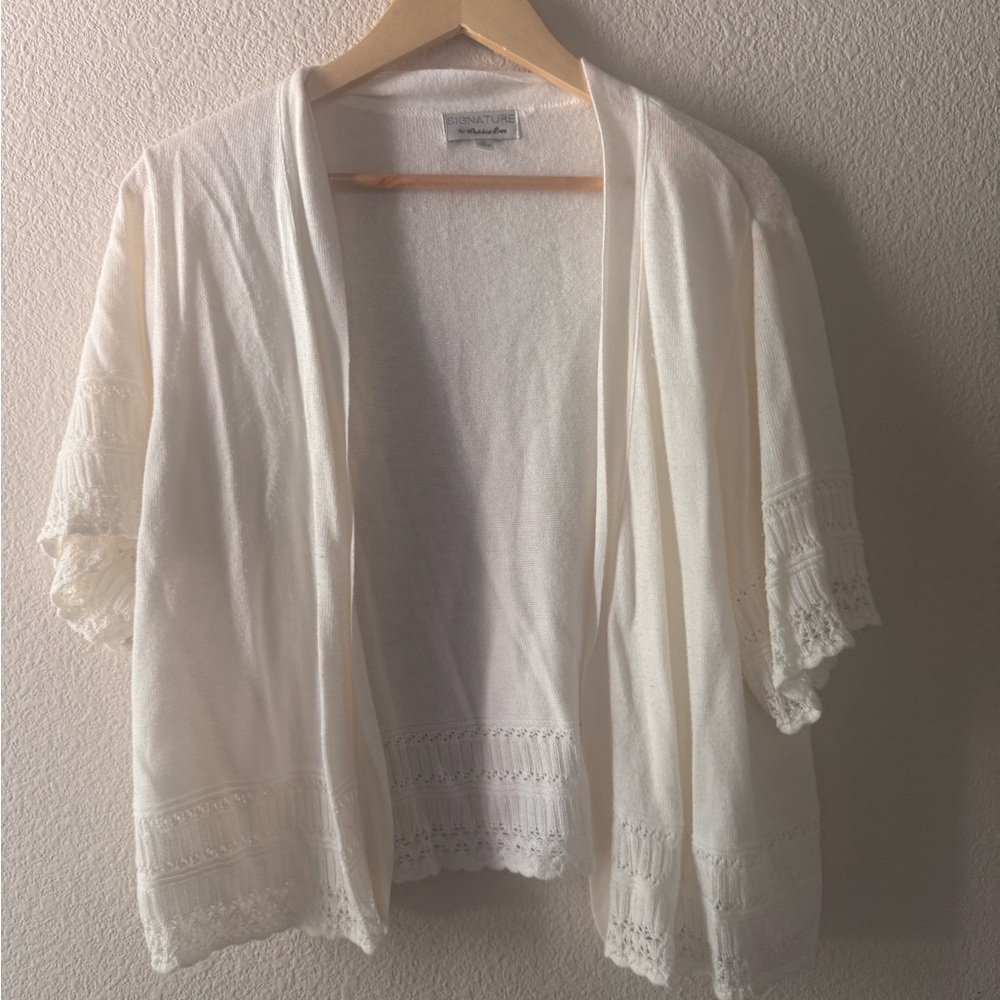 Signature by Robbie Bee White Cardigan size 1X